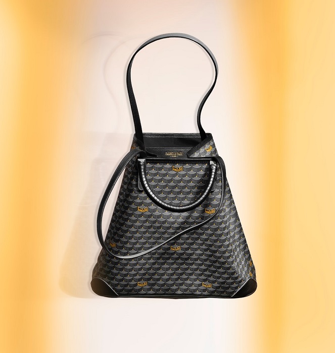 حقيبة Double Battle من فوريه لو باج المفهوم الجديد لأناقة الصيف