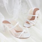 مالون سولييه تطلق أول مجموعة أحذية زفاف دائمة للعروس العصرية