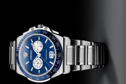 ساعة غريكا رياكشن من فيرساتشه لموسم ربيع وصيف 2026