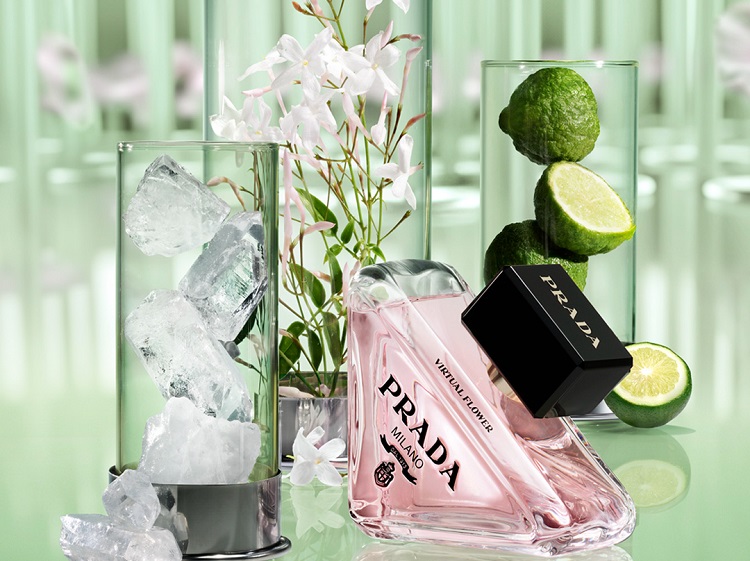 Prada Paradoxe Virtual Flower