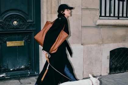 CHARLOTTE GAINSBOURG_ Y TOTE BAG_SAINT LAURENT BY ANTHONY VACCARELLO