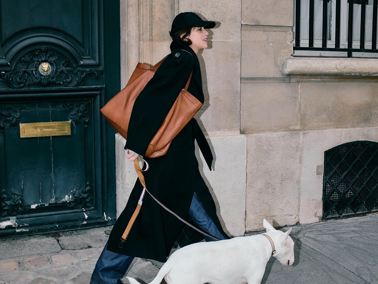 CHARLOTTE GAINSBOURG_ Y TOTE BAG_SAINT LAURENT BY ANTHONY VACCARELLO