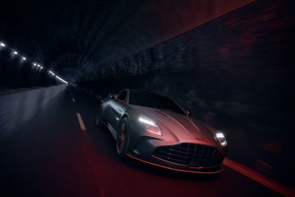 Aston Martin Vantage S