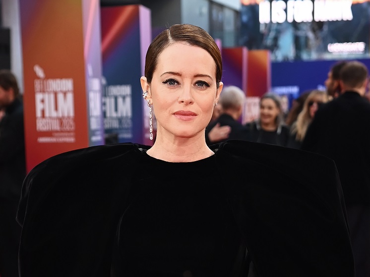 Claire Foy in Messika