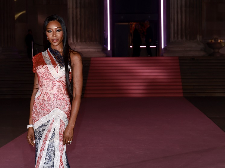 Naomi Campbell in Givenchy