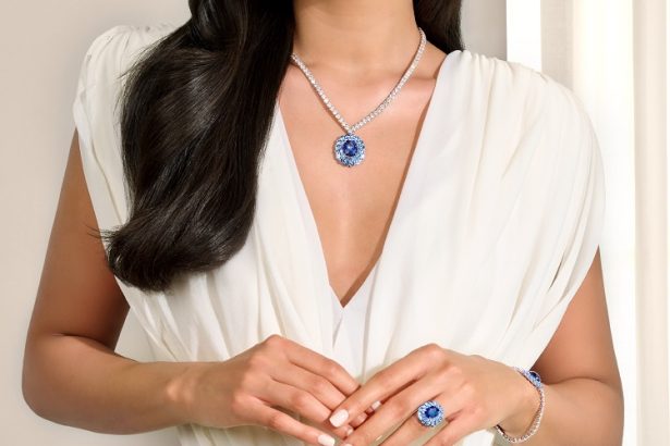 Whispering Azur Mouawad's New High Jewelry Ode to the Blue Cornflower